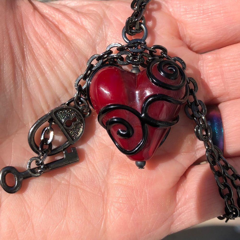 Glass Heart necklace ❤️